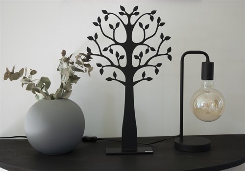 Tree Lonneberg flat black